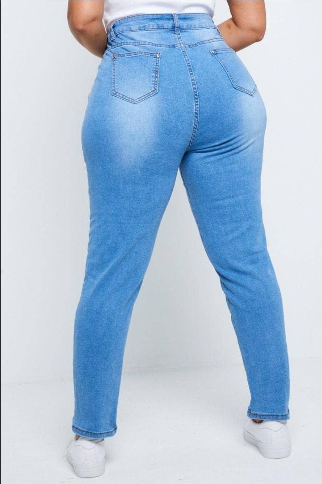 Jean délavé bleu clair