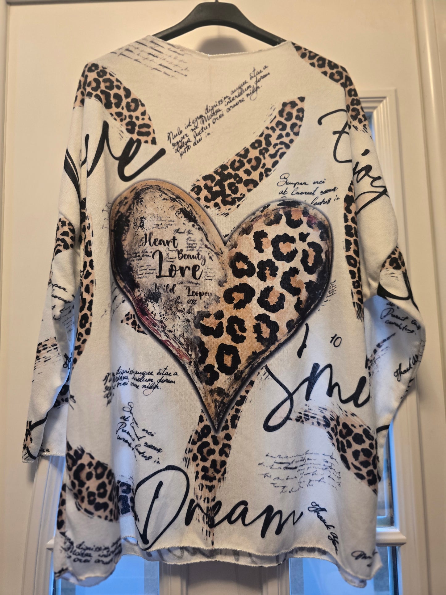 Pull coeur léopard