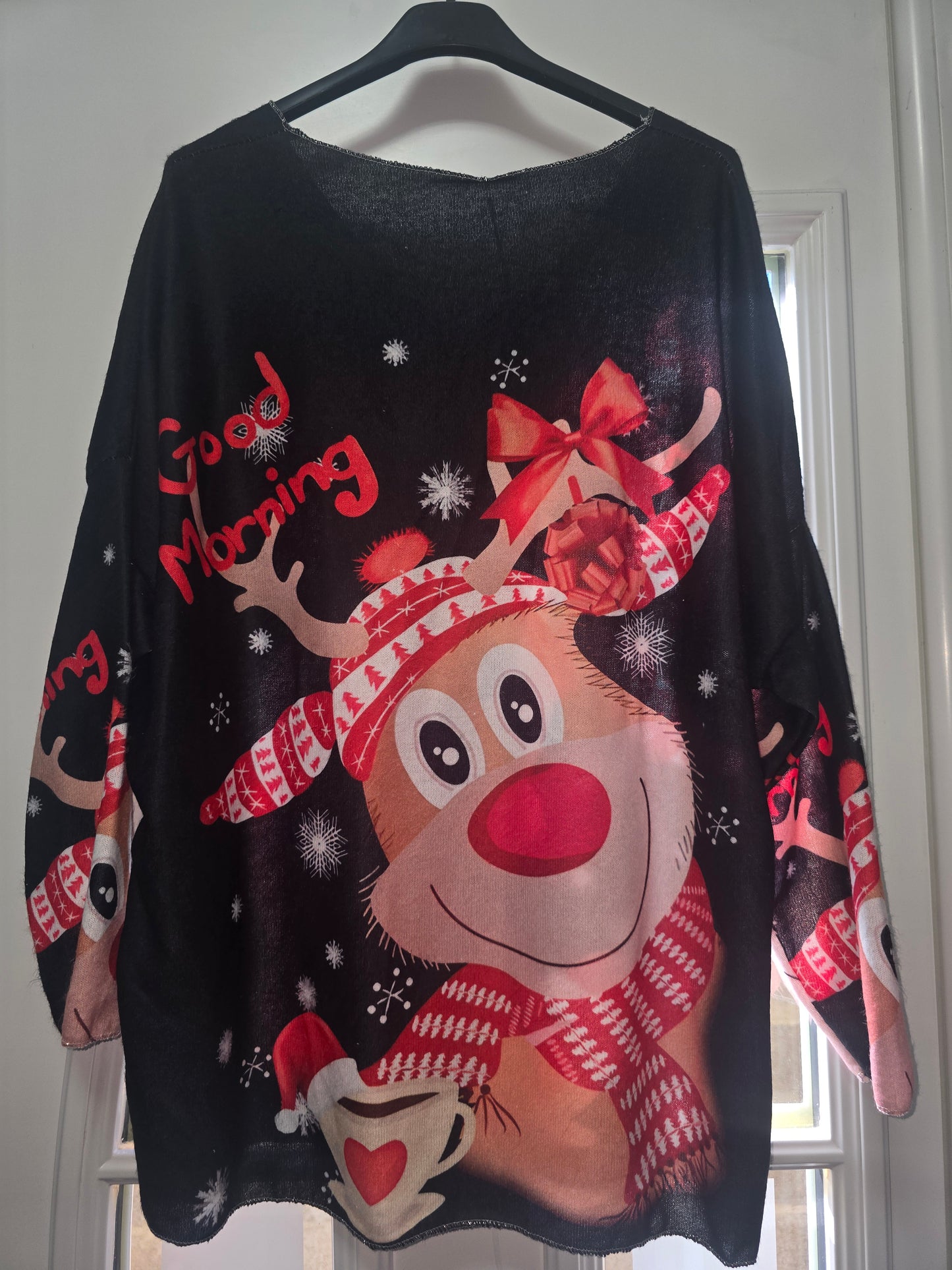 Pull de 🤶 Noël reine🦌 noir